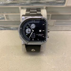 Diesel Men’s DZ4159 Chronograph